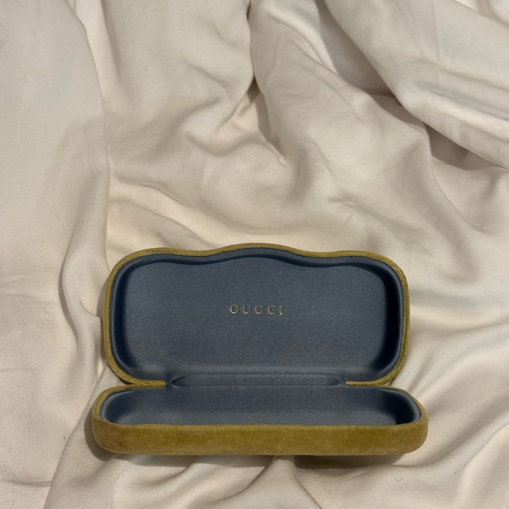 Gucci Velvet Eyeglass Case in Green